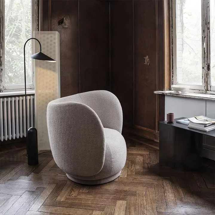 كرسي استرخاء عصري مبطنModern padded recliner chair