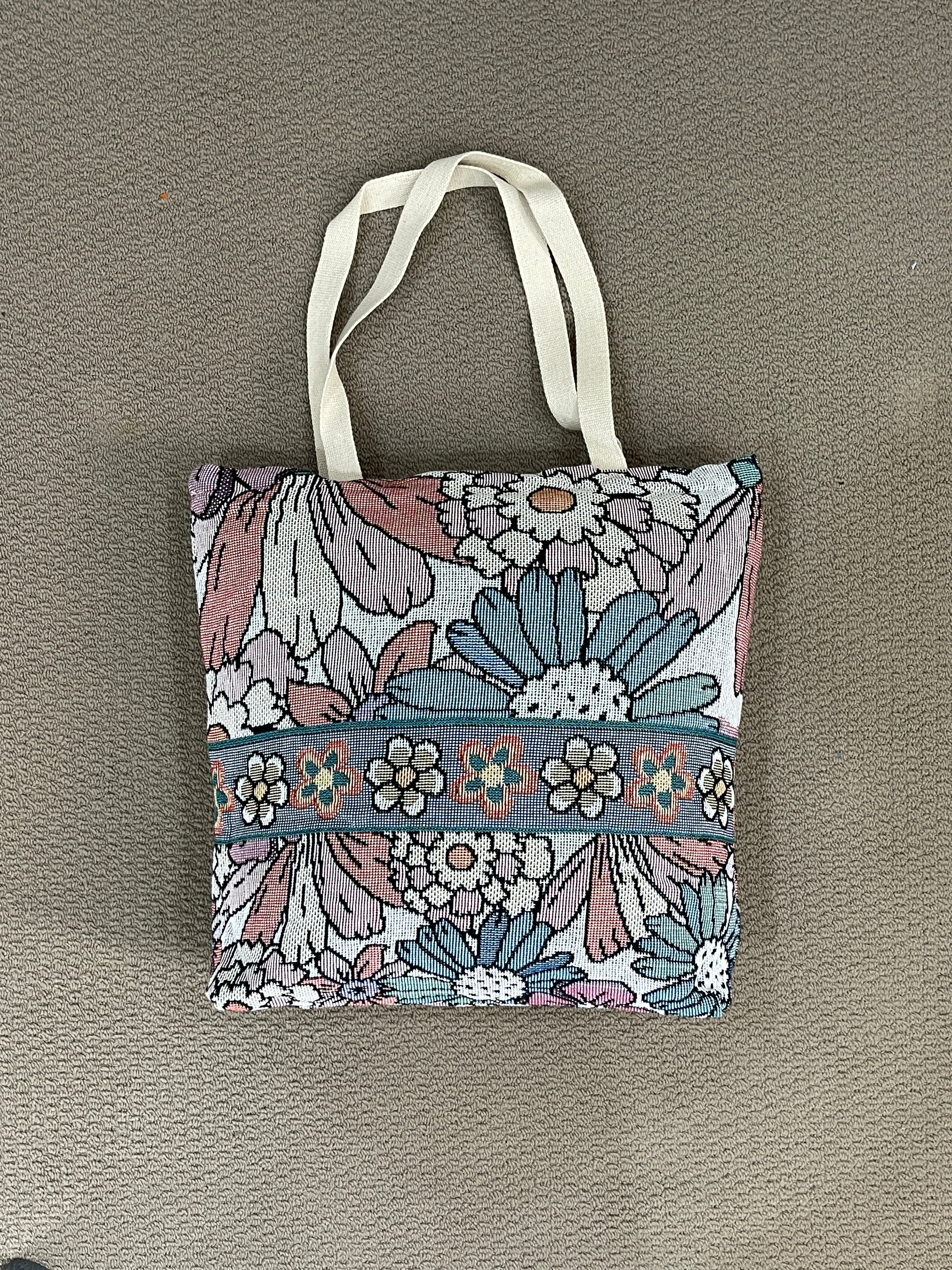 Classical Blossom Cotton Reversible Tapestry Picnic Throw